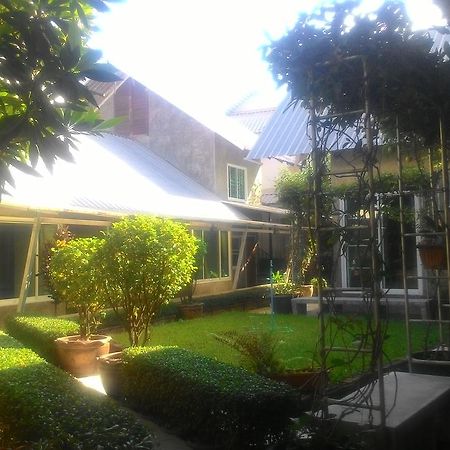 Zan Pla Nade Guesthouse Chiang Rai Bagian luar foto