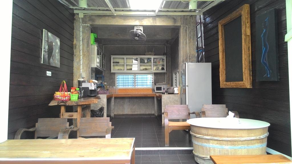 Zan Pla Nade Guesthouse Chiang Rai Bagian luar foto