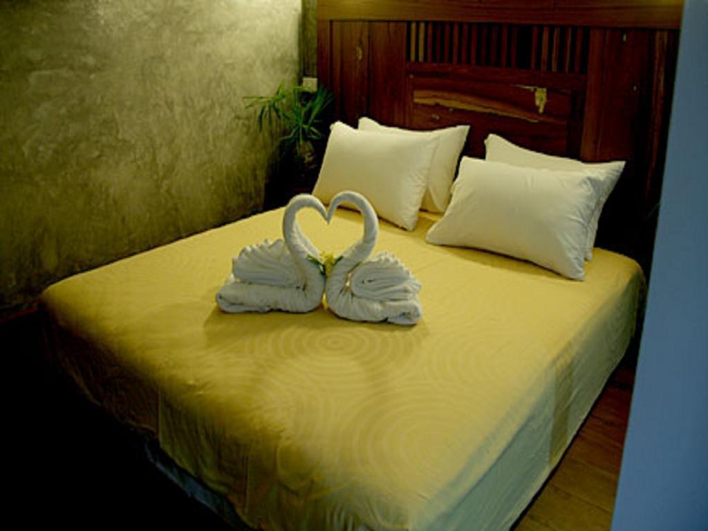 Zan Pla Nade Guesthouse Chiang Rai Bagian luar foto
